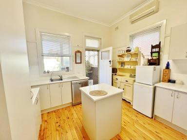 House For Sale - NSW - Harden - 2587 - Perfect Mix of Home or Investment  (Image 2)