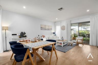 House For Sale - WA - Beeliar - 6164 - PARKSIDE PERFECTION (Image 2)