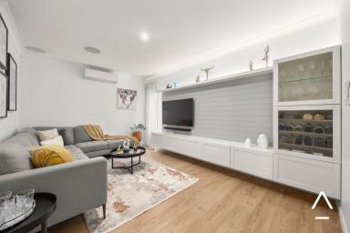 House For Sale - WA - Beeliar - 6164 - PARKSIDE PERFECTION (Image 2)