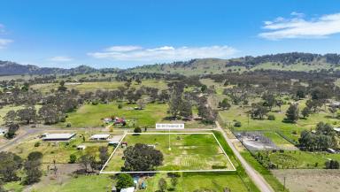 Residential Block For Sale - NSW - Bendemeer - 2355 - SPACE, LIFESTYLE & ENDLESS POTENTIAL - 2.5 ACRES, 5 TITLES!  (Image 2)