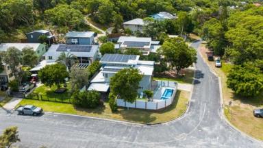 House For Sale - QLD - Point Lookout - 4183 - Renovated Dual-Living Coastal home with Pool, Spa & Income - Close to Beaches & Cafes  (Image 2)