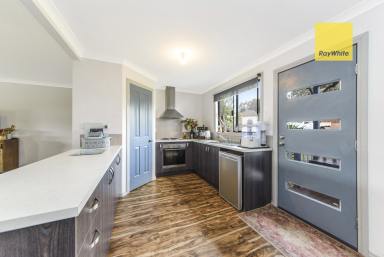 House For Sale - WA - Nannup - 6275 - Country Living with a Modern Twist  (Image 2)