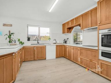 House For Sale - TAS - Hawley Beach - 7307 - Your Hawley Haven Awaits  (Image 2)