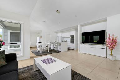 House For Sale - NSW - Batemans Bay - 2536 - Stunning Home - Family, Business or Both  (Image 2)