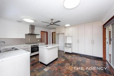 House For Sale - WA - Hillarys - 6025 - A Brilliant Base For Big Ideas!  (Image 2)