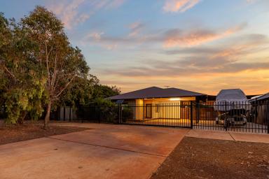 House For Sale - WA - Bilingurr - 6725 - Modern Family Living Opposite Tanami Park — Space, Style & Serenity! (Image 2)