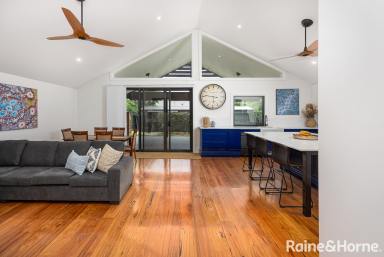 House For Sale - NSW - Wagga Wagga - 2650 - Stunning Central Renovation  (Image 2)