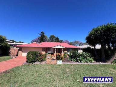 House For Sale - QLD - Kingaroy - 4610 - Large family home well out of the frost line  (Image 2)