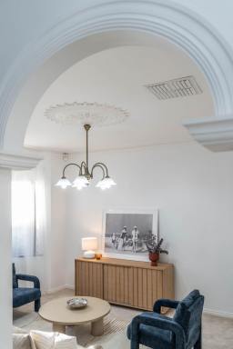 House For Sale - WA - East Victoria Park - 6101 - Grand Family Retreat!  (Image 2)