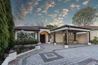 House For Sale - WA - East Victoria Park - 6101 - Grand Family Retreat!  (Image 2)