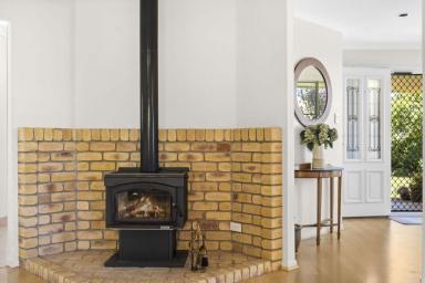 House For Sale - QLD - Rangeville - 4350 - Welcome Home!  (Image 2)