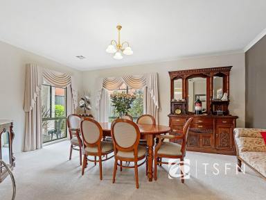 House For Sale - VIC - Kennington - 3550 - Refined Living in a Premier Kennington Location  (Image 2)