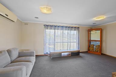 House For Sale - VIC - Newborough - 3825 - Convenient Location (Image 2)