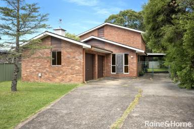 House For Sale - NSW - Nowra - 2541 - Versatile Dual-Income Opportunity in Central Nowra  (Image 2)