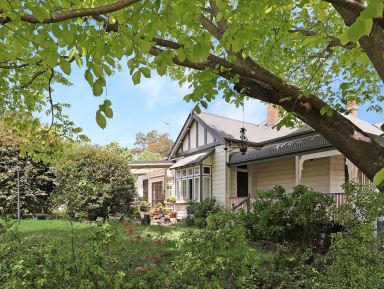 House For Sale - NSW - Moss Vale - 2577 - An 1885 Masterpiece of Southern Highlands Heritage (Image 2)