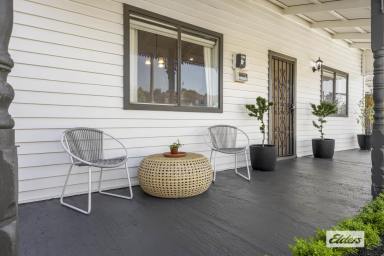 House For Sale - VIC - Stawell - 3380 - Beautifully Renovated Period Home-You Will Be Impressed (Image 2)