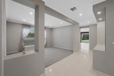 House For Sale - VIC - Warragul - 3820 - FAMILY-SIZED HOME (Image 2)