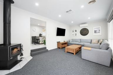 House For Sale - VIC - Strathfieldsaye - 3551 - Classic Family Comfort in the Heart of Strathfieldsaye (Image 2)