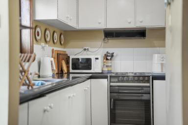 Unit For Sale - TAS - Longford - 7301 - WELCOME HOME! (Image 2)