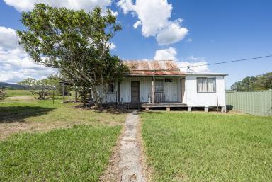 House For Sale - NSW - Upper Copmanhurst - 2460 - Renovate or Detonate - The Option is Yours (Image 2)