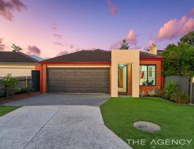 House For Sale - WA - Cloverdale - 6105 - LOCK & LEAVE (Image 2)