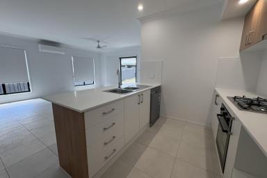 House For Lease - NSW - Raymond Terrace - 2324 - BRAND NEW 4 BEDROOM HOME! (Image 2)