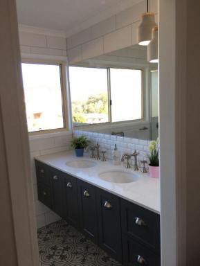 Townhouse For Lease - QLD - Carina Heights - 4152 - Renovated Townhouse with Garden and Pets Approved (Image 2)