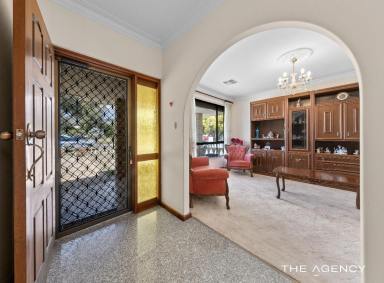 House For Sale - WA - Beaconsfield - 6162 - *** 1st Viewing Sat 15 Nov time TBA ***ABSOLUTELY NO PRIOR VIEWINGS!!! (Image 2)