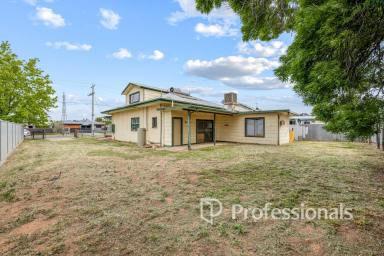 House For Sale - VIC - Mildura - 3500 - Inner City Residential Development Opportunity - 950m2 (Image 2)