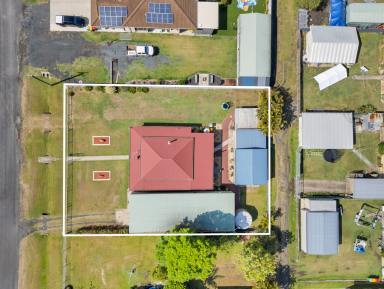 House For Sale - NSW - Casino - 2470 - Attention Tradies & Hobbyists! (Image 2)