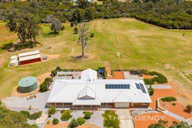 House For Sale - WA - Chidlow - 6556 - 7 Glorious Acres with Dual Accommodation Fronting Onto Reserve (Image 2)