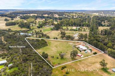House For Sale - WA - Chidlow - 6556 - 7 Glorious Acres with Dual Accommodation Fronting Onto Reserve (Image 2)