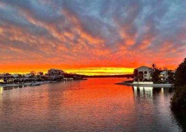 Business For Sale - QLD - Noosa Heads - 4567 - Where Business Meets Lifestyle on Iconic Hastings Street  (Image 2)