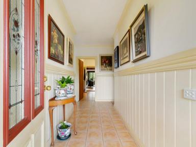 House For Sale - VIC - Swan Reach - 3903 - COUNTRY HOMESTEAD NEAR THE TAMBO RIVER  (Image 2)