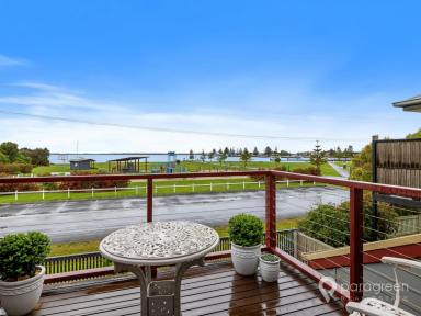 Townhouse For Sale - VIC - Port Albert - 3971 - IMMACULATE TOWNHOUSE ON THE WATER FRONT  (Image 2)
