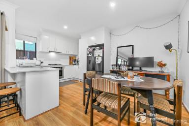 House For Sale - VIC - Berwick - 3806 - Your search ends here!!! (Image 2)