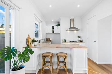 House For Sale - VIC - North Bendigo - 3550 - Stylish Fully Renovated Home in Prime North Bendigo Location  (Image 2)