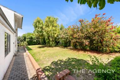 House For Sale - WA - Shoalwater - 6169 - Revive. Redesign. Relax.  (Image 2)