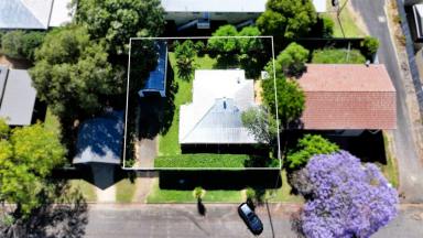 House For Sale - NSW - Moree - 2400 - Low Maintenance Living in a Sought-After Pocket  (Image 2)