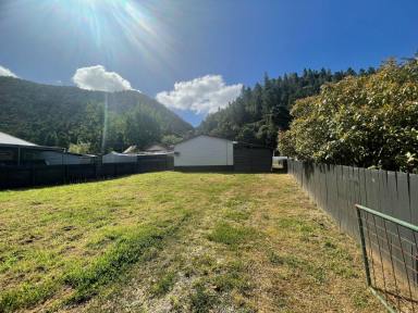 House For Sale - TAS - Queenstown - 7467 - Fully Renovated Home 3 Beds  (Image 2)
