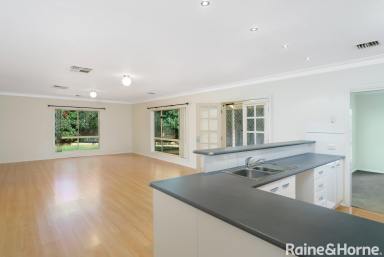 House For Lease - NSW - Glenfield Park - 2650 - WONDERFUL WOOMERA  (Image 2)