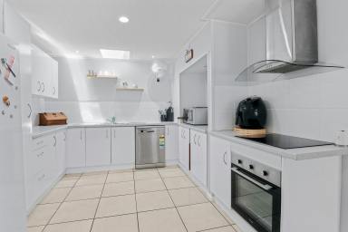 Lifestyle For Sale - NSW - Mudgee - 2850 - THE ULTIMATE ESCAPE - WITH TWO HOUSES (Image 2)