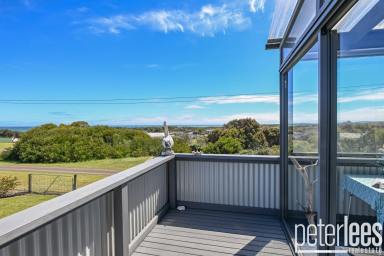 House For Sale - TAS - Beechford - 7252 - Life's Better by the Seaside (Image 2)