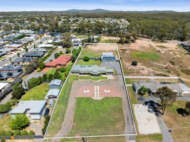 House For Sale - VIC - Kangaroo Flat - 3555 - Expansive Family Home with Development Potential (STCA)  (Image 2)