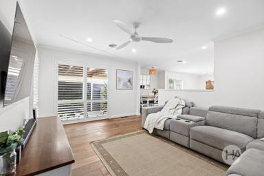 House For Sale - VIC - Capel Sound - 3940 - Refreshed Interiors, Endless Beachside Charm  (Image 2)