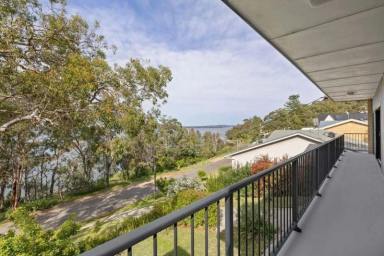 House Leased - NSW - Wangi Wangi - 2267 - FOR RENT: OPPOSITE WATERFRONT LIFESTYLE AWAITS! 4-Bedroom Plus Study Home with Stunning Lake Views (Image 2)