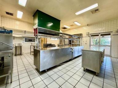 Retail For Sale - NSW - Muswellbrook - 2333 - Grand Old World Charm Property with Fully fitted out Restaurant.  (Image 2)
