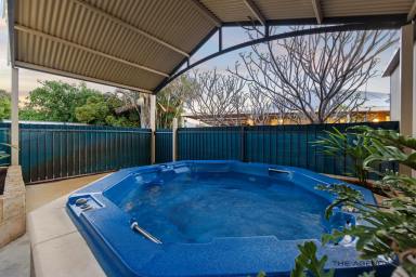 House For Sale - WA - South Guildford - 6055 - Family Living in a Cul-de-Sac Location (Image 2)