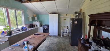 House For Sale - QLD - Ingham - 4850 - OPPORTUNITY AWAITS IN INGHAM!  (Image 2)
