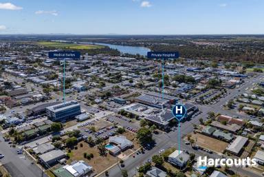 Duplex/Semi-detached For Sale - QLD - Bundaberg West - 4670 - Dual Living in the Heart of Town! (Image 2)